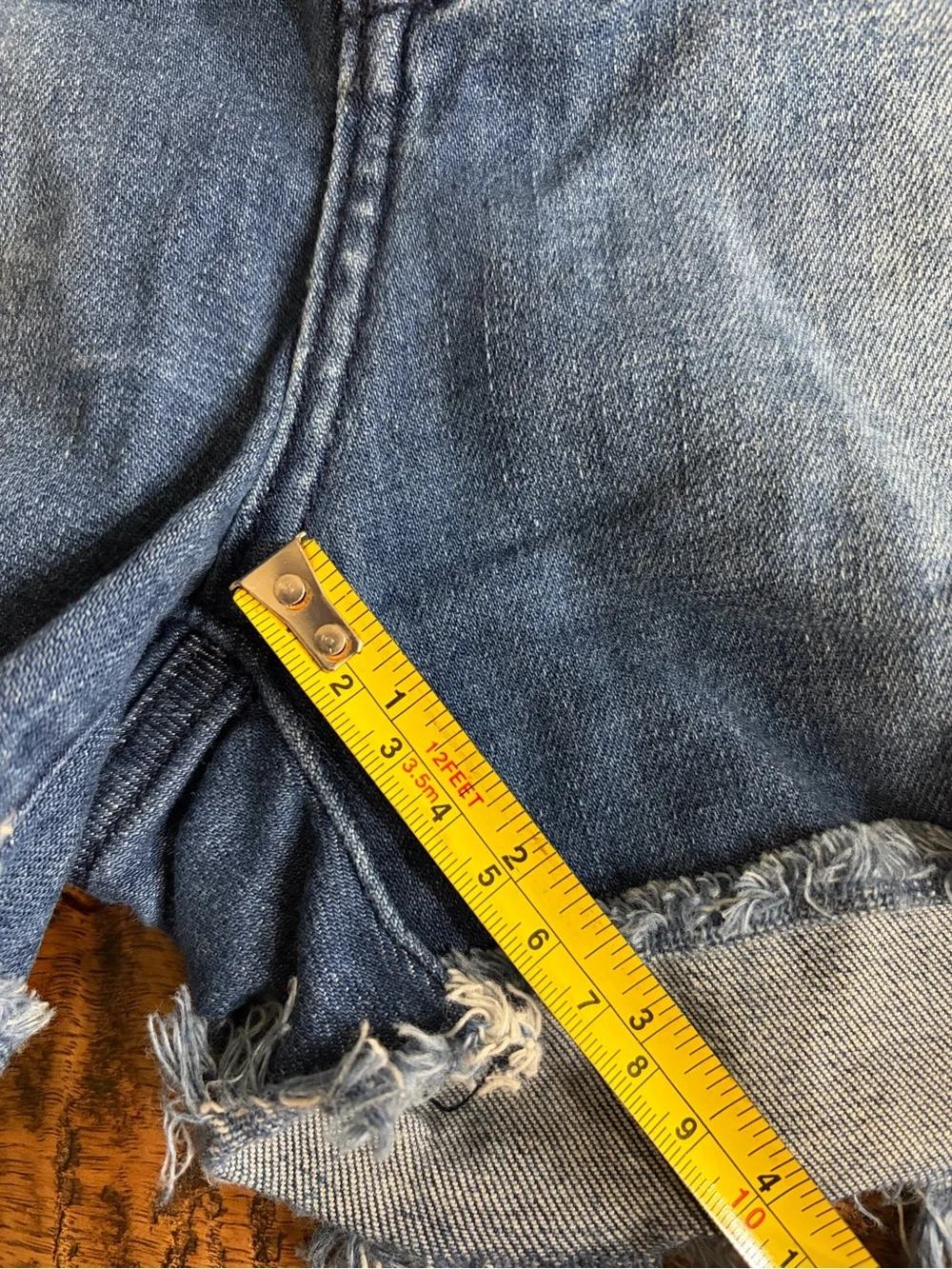 Rock & Republic Pixie Studded Denim Cutoff Shorts Size 8